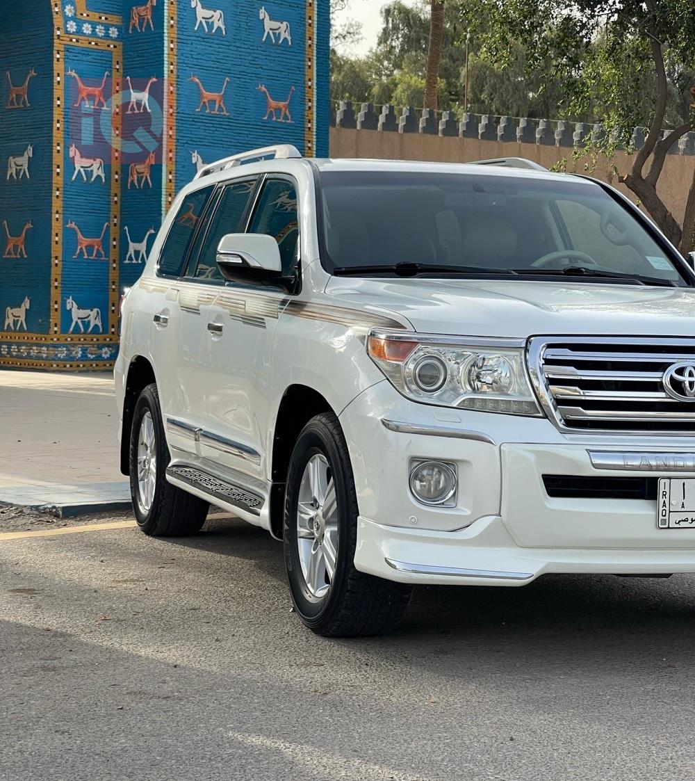 تويوتا لاندكروزر